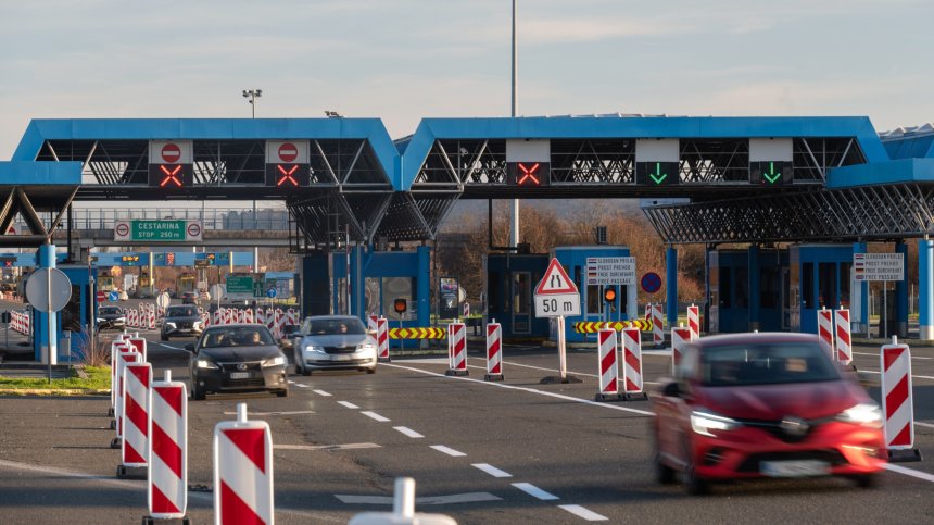 Австрия: Ще продължим с ветото върху влизането на България в Шенген