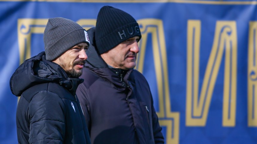 Ел Маестро: Не е моя работа да говоря за трансфери, доволни сме от младите играчи