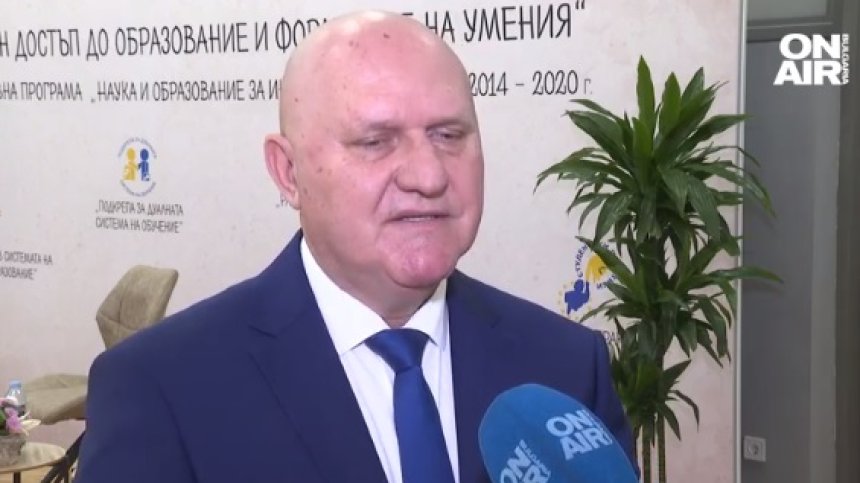 С "Дигитална раница" учениците са само на един клик от знанието