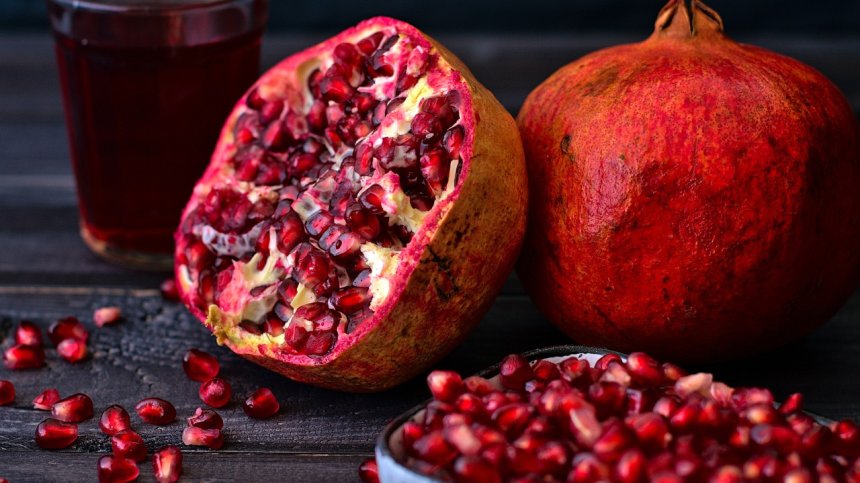 Вкусни и полезни червени храни, които е важно да имаме в менюто