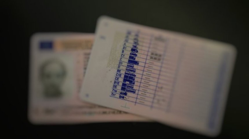 МВР предупреждава: Има затруднения при издаване и замяна на шофьорските книжки