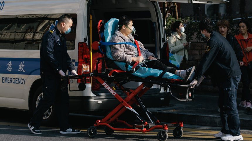 14 загинали и 37 ранени при автобусна катастрофа в Китай