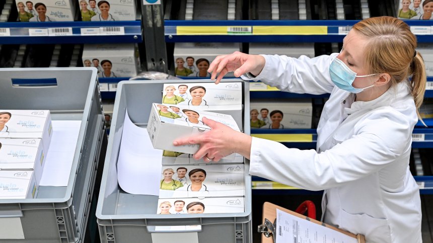 Бум на Ковид-19 в Германия, задължително с маска и на обществени места