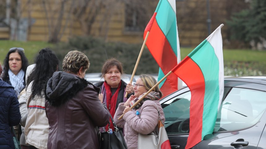 Част от исканията на мед. сестрите били изпълними, но политически