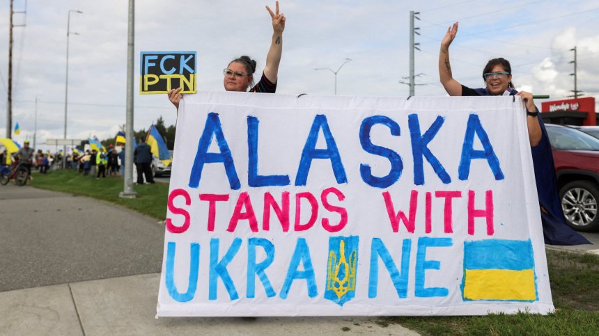 Хората в Аляска: Владимир Путин не е добре дошъл, ние подкрепяме Украйна