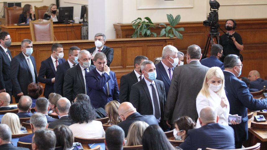 Парламентът създаде комисия за санкциите по закона "Магнитски"