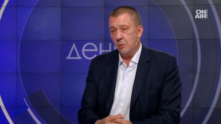 Явор Куюмджиев: Историята звучи като рекет и натиск върху "Лукойл" да продаде рафинерията