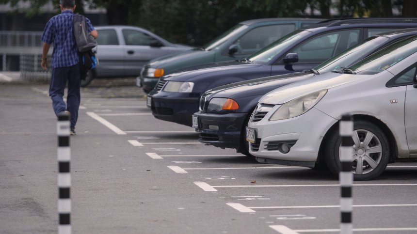 "Възраждане" предлага по-ниски данъци за коли с газова уредба