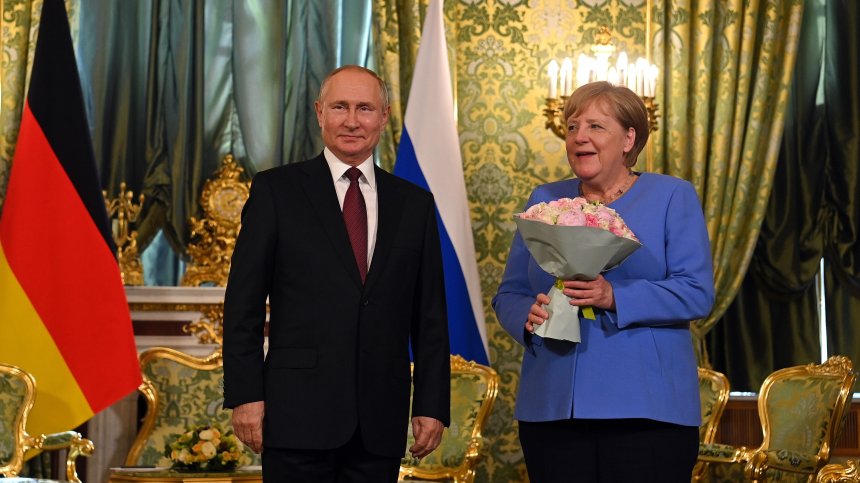 Наследникът на Меркел ще завари влошени отношения с Русия