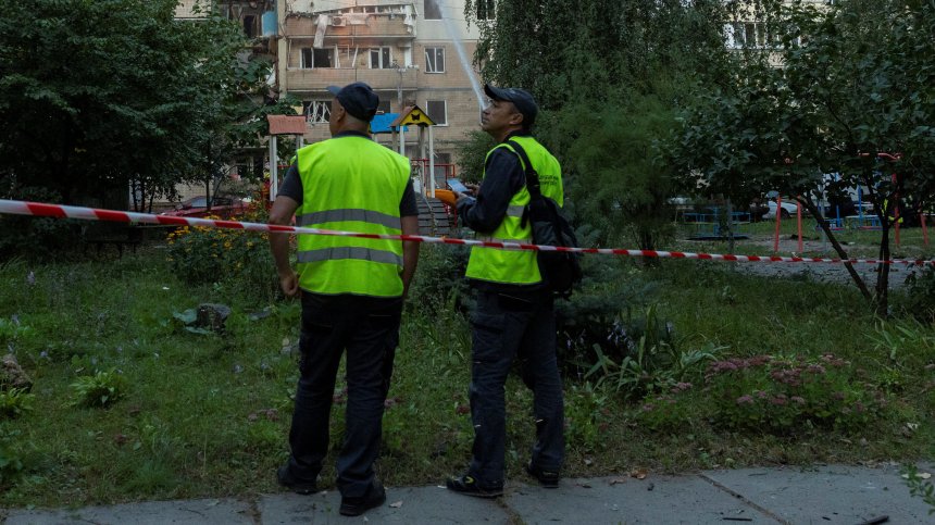 Брутално масово убийство: Руска бомба уби над 20 украинци на опашка за пенсии