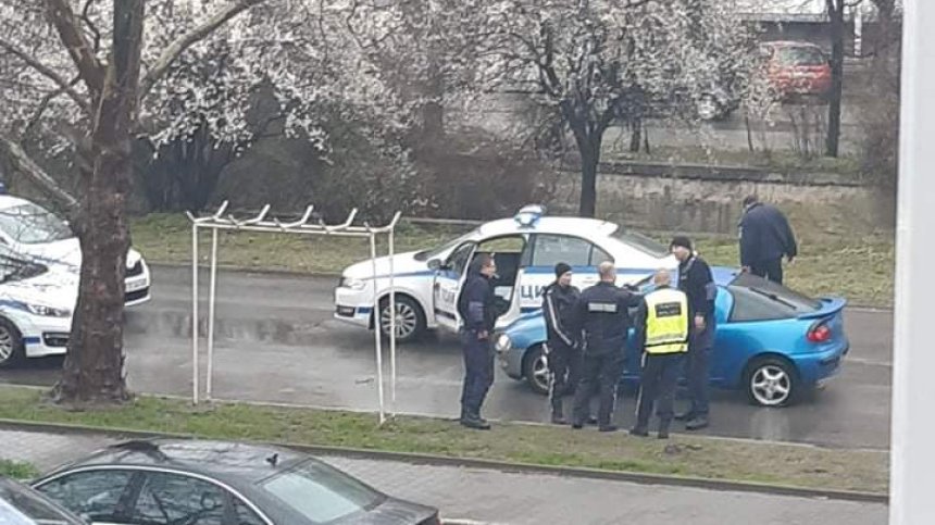 Продължават демонстрациите в Казанлък след полицейското насилие