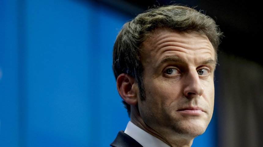 Макрон разгневи французите с проектозакон за асистираното самоубийство