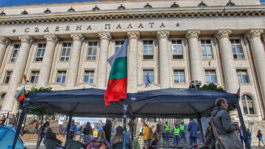 Евродепутати идват в България да проверяват върховенството на закона