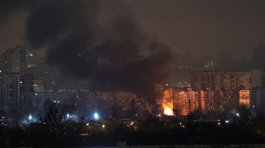 Жертва и ранени след нощен удар на Русия по Киев и Харков