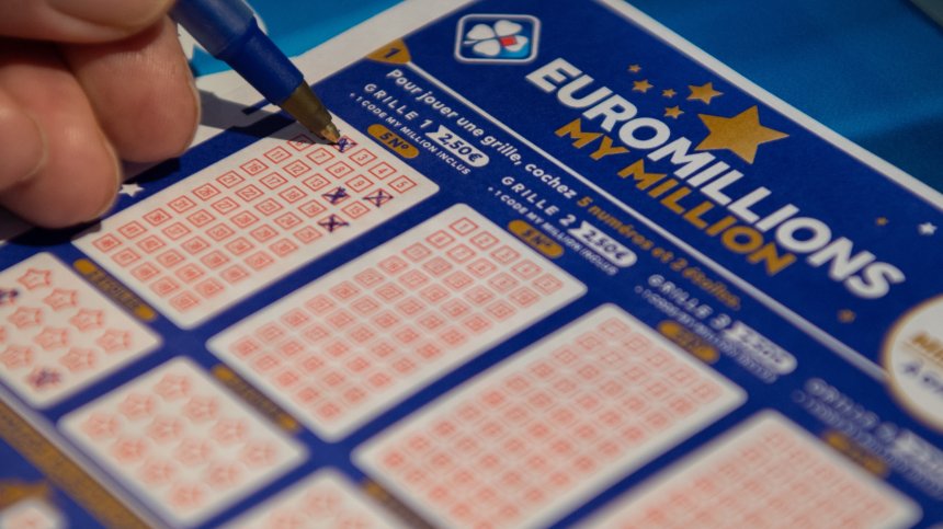 Късметлия спечели рекордния джакпот от 195 млн. паунда от EuroMillions