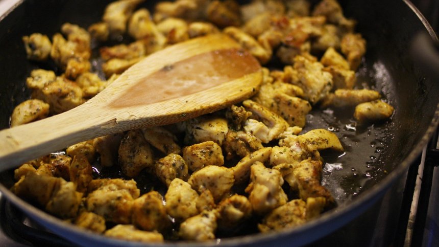 Рецепта за пиле с лимон и пипер за 20 минути