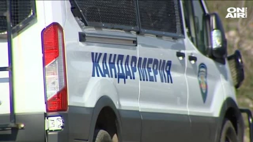 "Христо Ботев", "Факултета" и "Филиповци" са под блокада