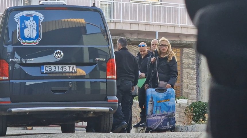 Комисията по помилване чака документите по делото "Иванчева", ще обсъди освобождаването ѝ