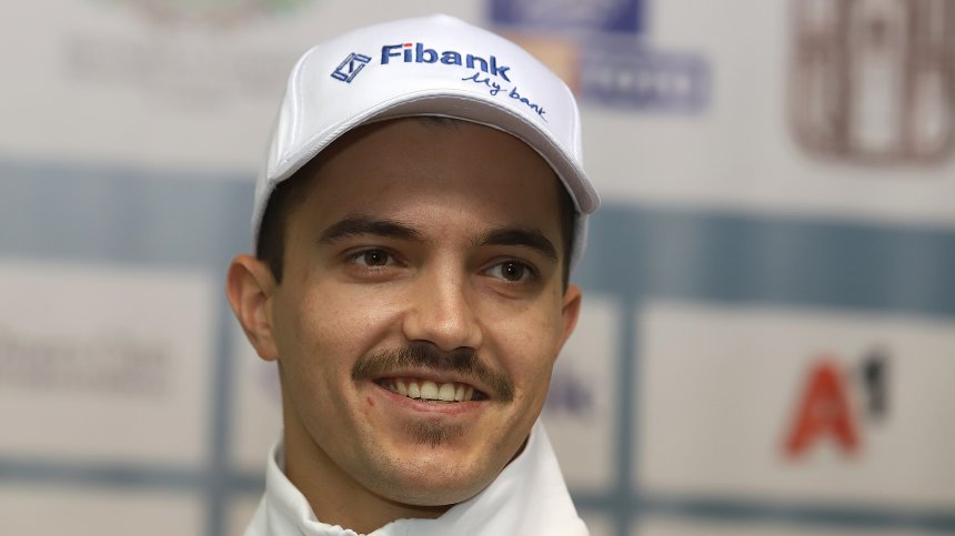 Алберт Попов завърши на 27-мо място в слалома в Шамони