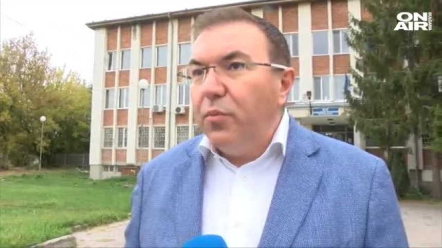 Привикват граждани в полицията заради изборни манипулации, ГЕРБ обвини Радев и Рашков