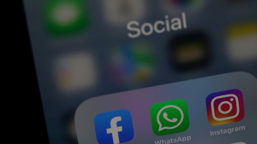 Facebook: Неправилна промяна в конфигурацията е виновна за срива