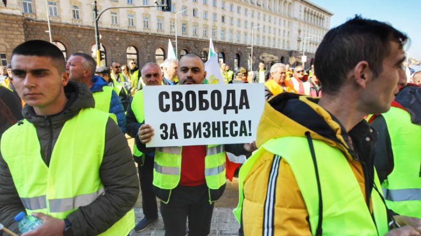 Караджов разочарован от решението за парите на пътните строители, ИТН с твърда позиция