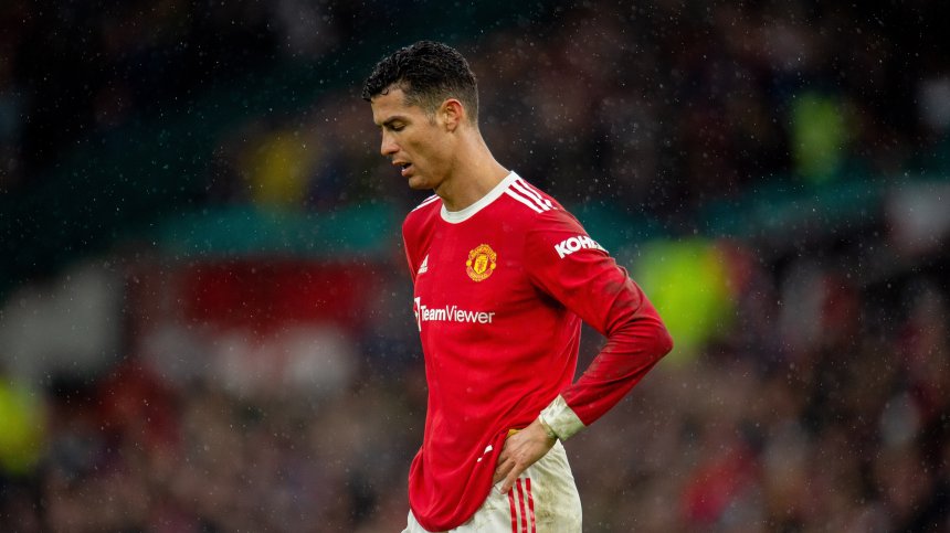 Легенда на "Манчестър Юнайтед": Защо взехте сърдития егоистичен Роналдо?