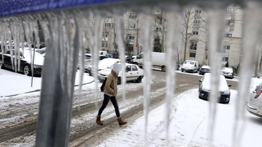 МВнР с предупреждение за лошото време в Румъния