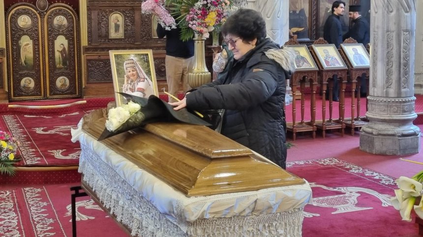 България се сбогува със славея на Странджа Янка Рупкина (ВИДЕО)