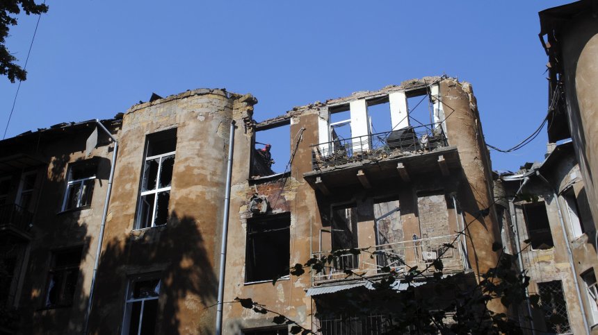 Русия атакува Одеса, жителите са призовани да се укрият