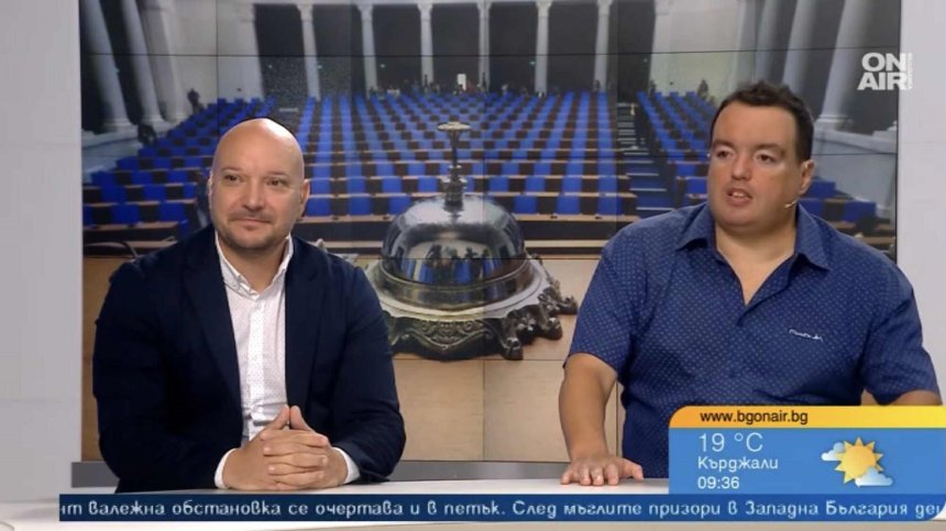 Българска политика в латиноамерикански стил: Опозициите се борят помежду си