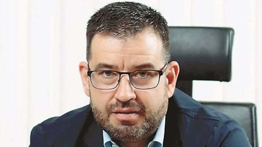След бурни дебати депутатите избраха проф. Момчил Мавров за подуправител на НЗОК
