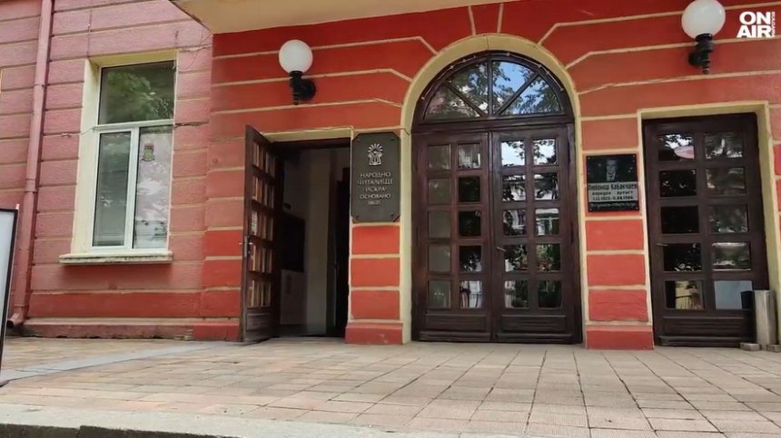 Казанлък отново е сцена на детско-юношеското изкуство с фестивала "Театрални искри"