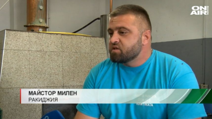 "Завърналите се": Да оставиш добре платената си работа в Австрия, за да вариш ракия в бащината къща