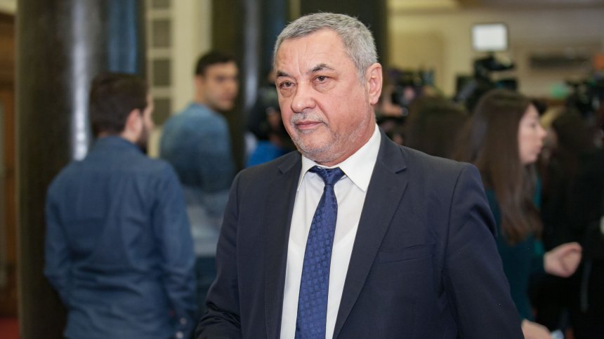 Симеонов: Подготвят тежък удар срещу българската общност в Бесарабия