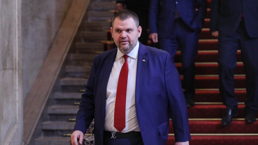 Пеевски: Отговорността е на коалицията "Сорос", печелившият е друг