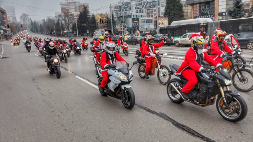 "Sofia riders" oрганизира традиционното коледно шествиe