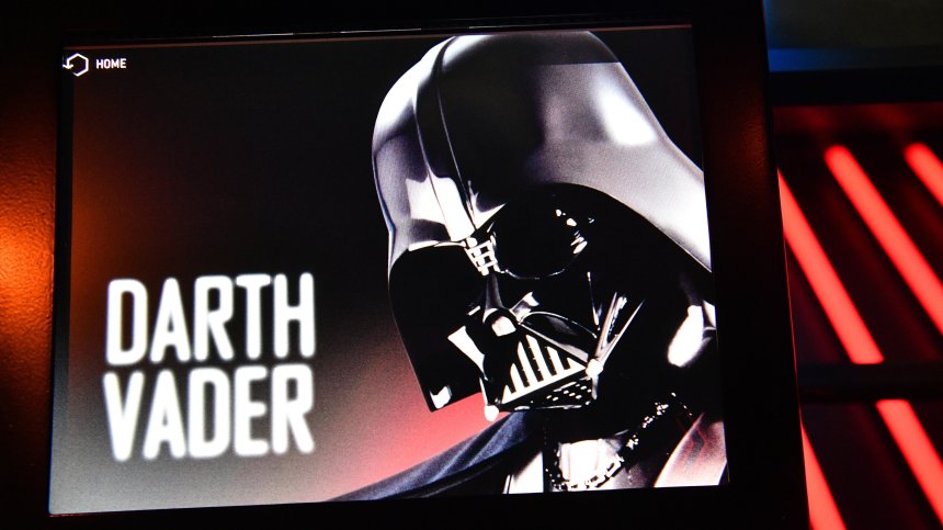 Почина актьорът, дал гласа си на Дарт Вейдър от "Междузвездни войни"