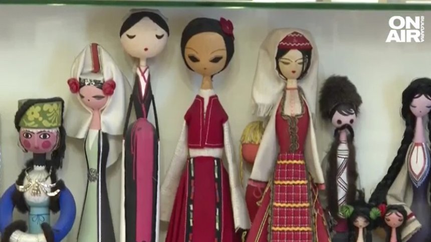 Царството на куклите в сърцето на София - деца изработват герои от приказките от различни материали