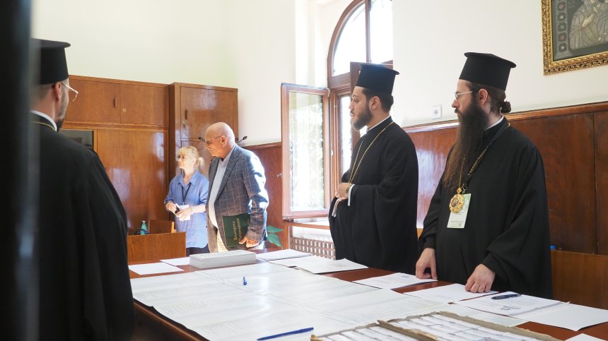 Регистрация на делегатите за избор на български патриарх