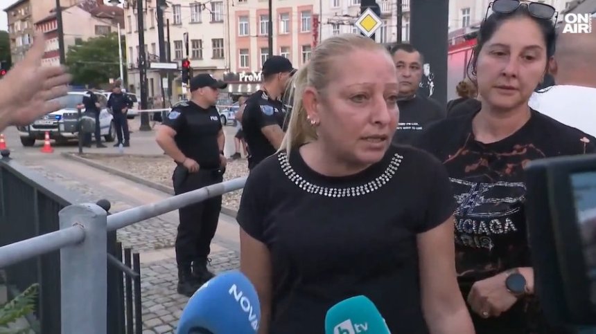 "Хваща го за гушата и го хвърля": Очевидци разказаха за убийството на Лъвов мост (ВИДЕО)