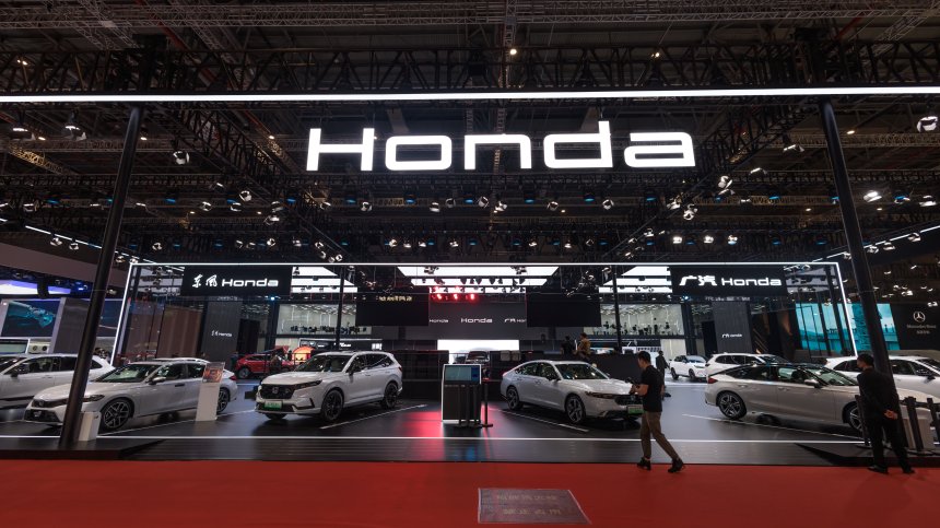 Honda ще произвежда електромобили и части в Канада