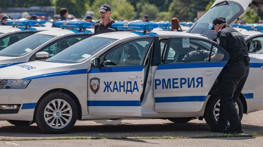 Рецидивист заплашвал с нож минувачи в центъра на София