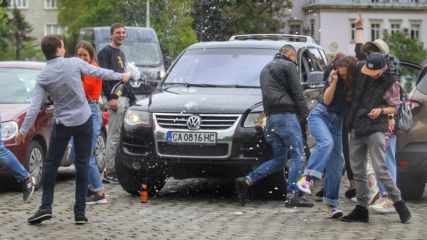 Абитуриентите да внимават с автомобилите, "Пътна полиция" предприема строги мерки