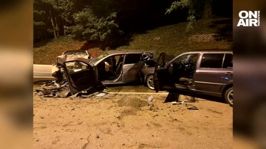 Млад мъж загина, а други деветима бяха ранени в тежка катастрофа край Панчарево