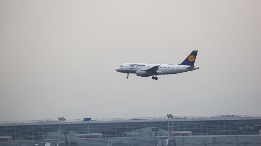 Рекордна загуба от 6,7 млрд. евро за Lufthansa