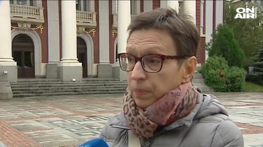 Над 120 интелектуалци поискаха 5 оставки
