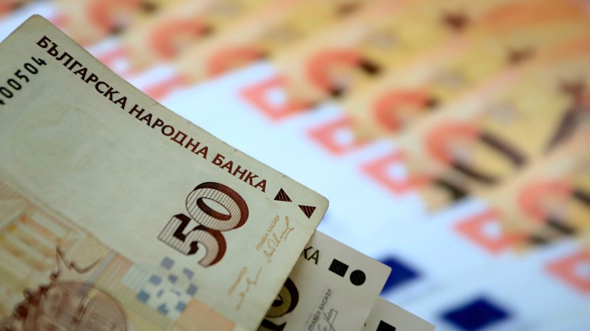 Еврото може да смени лева още през 2025 г., заяви в МС Паскал Донахю