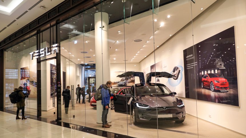 Мъск: Tesla стана първият производител с над 1 млн. електромобила