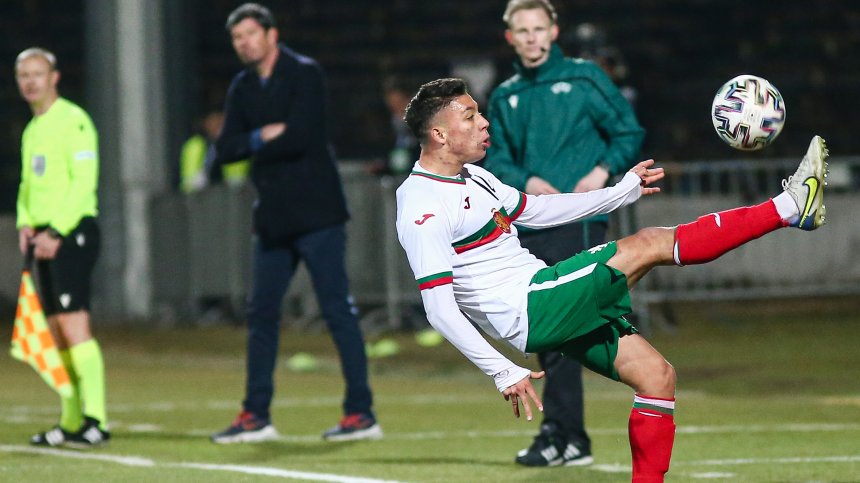 Младежите ни паднаха от Швейцария след гол от засада